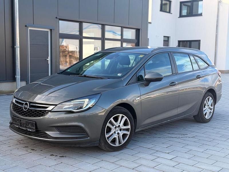 Grau Gebraucht 2017 Opel Astra Edition Kombi | 4.590 € (Etwas zu teuer) - Bild 1/4
