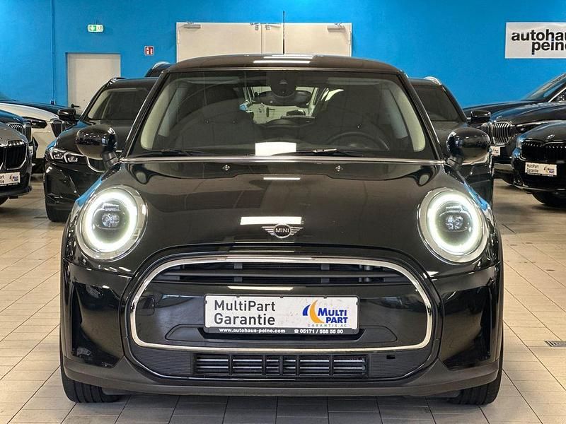 Gebraucht Mini Cooper Classic 136 PS (100 kW) 2023 Schwarz Kleinwagen