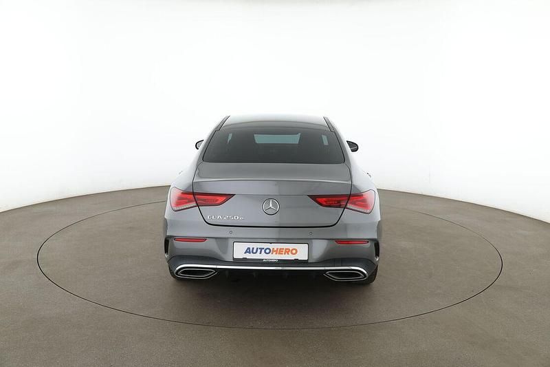 Usata Mercedes CLA250e AMG line 2020 Grigio Berlina
