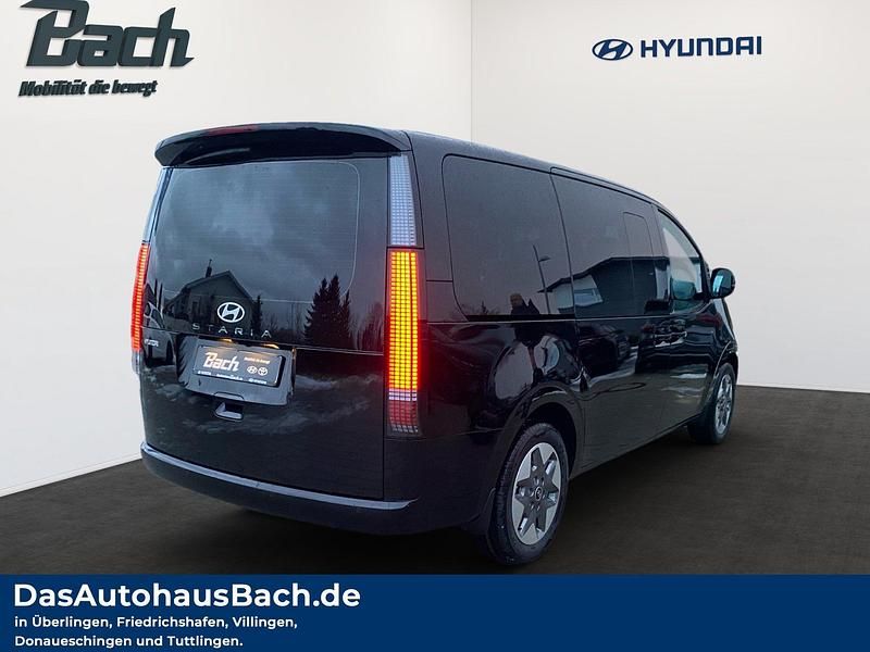 Neu Hyundai Staria Prime 226 PS (166 kW) 2026 Schwarz Van / Kleinbus