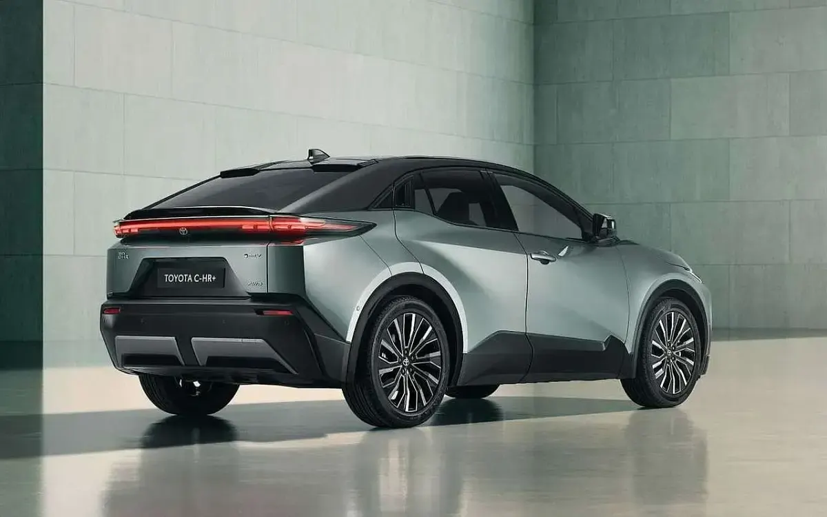 Neu Toyota C-HR+ Active 164 kW (224 PS) 2026 Manhatten grey SUV