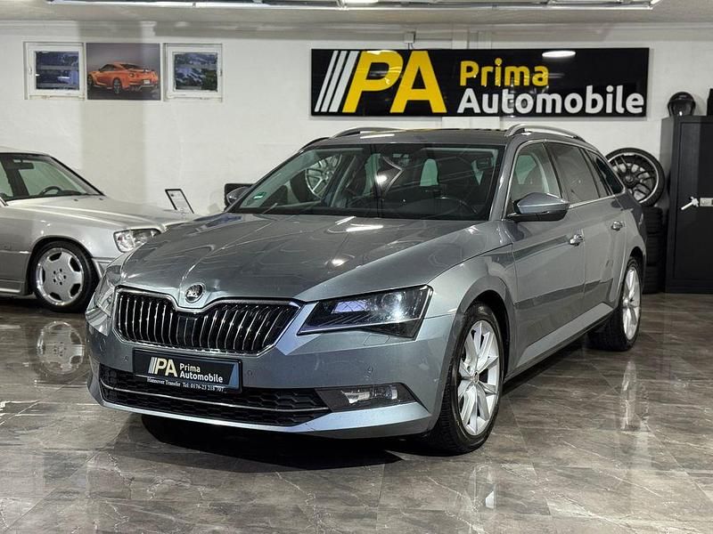 Grau Gebraucht 2017 Skoda Superb Ambition Kombi | 8.999 € (Guter Preis) - Bild 1/4