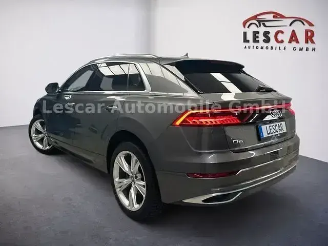 Gebraucht Audi Q8 Sport 340 PS (250 kW) 2019 Grau SUV
