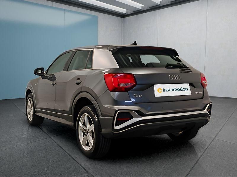Gebraucht Audi Q2 S-Line 150 PS (110 kW) 2025 Grau SUV