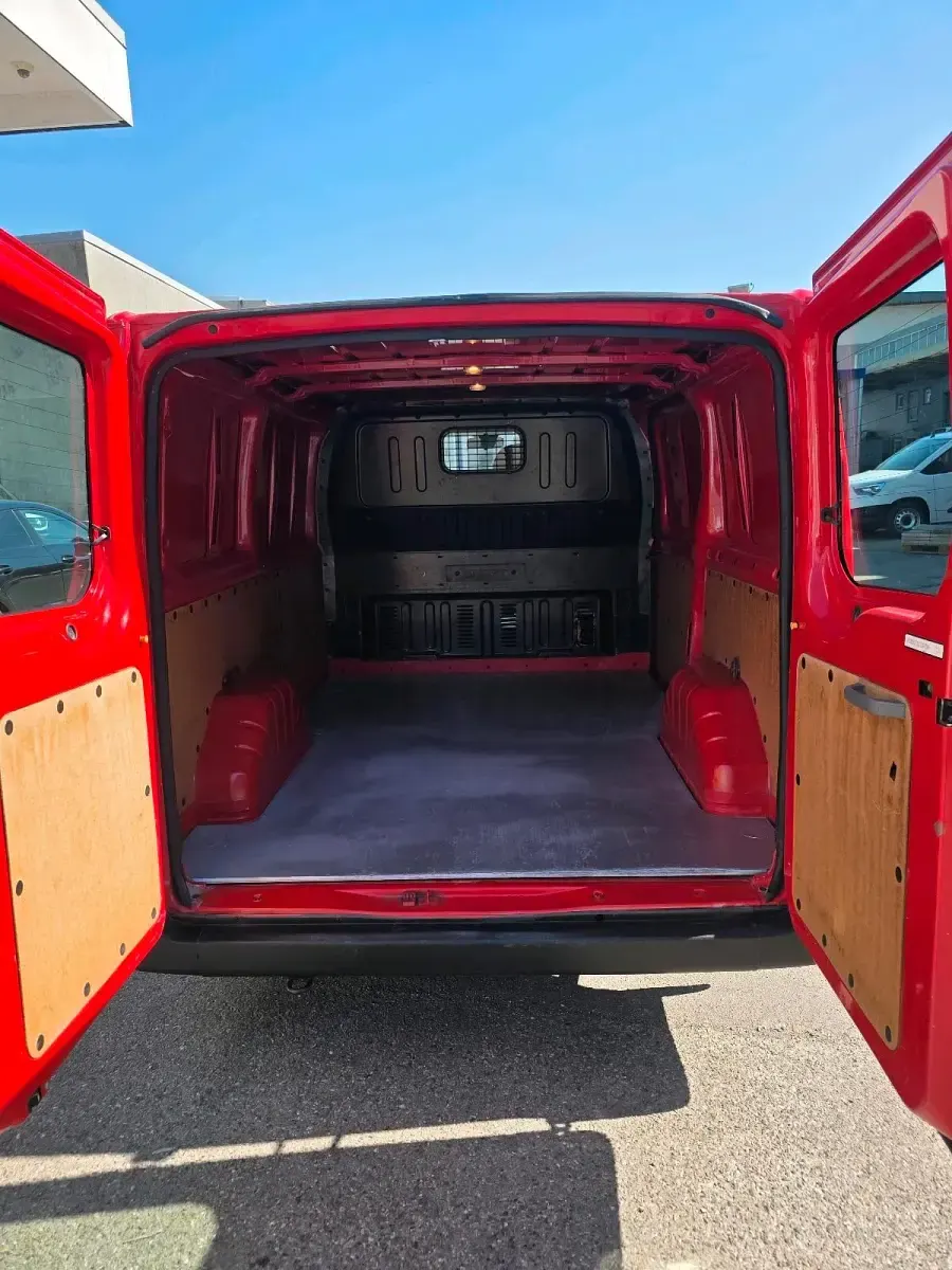 Gebraucht Ford Transit 82 PS (60 kW) 2011 Rot Limousine