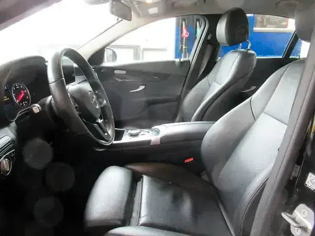 Gebraucht Mercedes 180 122 PS (89 kW) 2020 Schwarz Limousine
