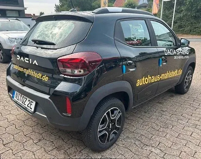 Gebraucht Dacia Spring Essentiel 19 kW (26 PS) 2023 Schwarz Kleinwagen