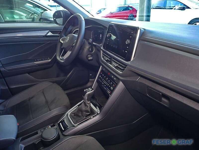 Gebraucht VW T-Roc Style 150 PS (110 kW) 2024 Petroleum blue metallic schwarz SUV