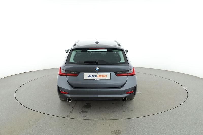 Gebraucht BMW 320 Sport Line 190 PS (139 kW) 2022 Grau Kombi