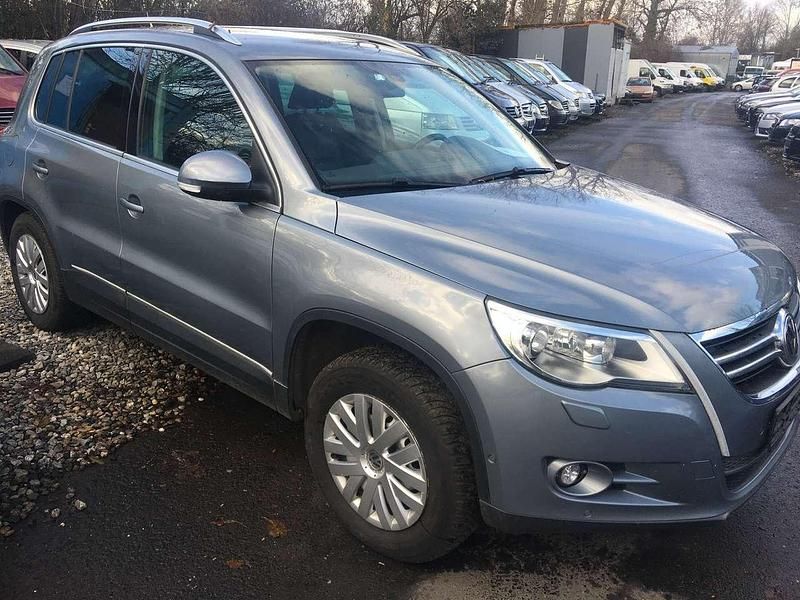 Mountain grey metallic Gebraucht 2009 VW Tiguan SUV | 5.800 € (Superpreis) - Bild 1/4