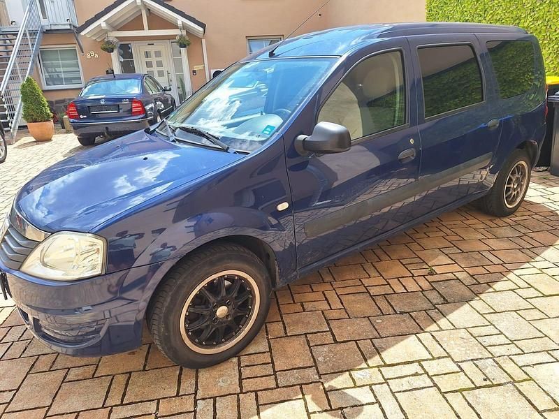 Blau Gebraucht 2009 Dacia Logan Limousine | 999 € (Superpreis) - Bild 1/4