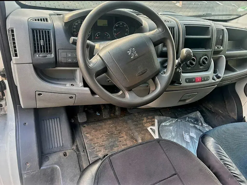 Gebraucht Peugeot Boxer 120 PS (88 kW) 2007 Weiß Van