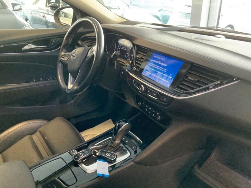 Gebraucht Opel Insignia Business Innovation 209 PS (153 kW) 2019 Schwarz Kombi