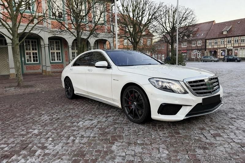 Weiß Gebraucht 2015 Mercedes S63 AMG AMG Limousine | 45.000 € (Superpreis) - Bild 1/4