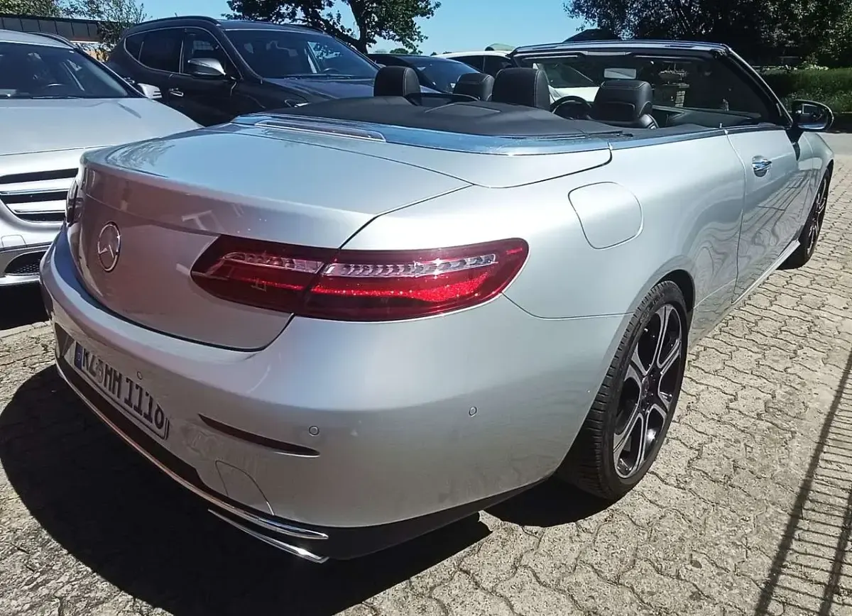 Gebraucht Mercedes E350 299 PS (219 kW) 2017 Silber Cabrio
