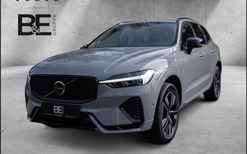 Neu Volvo XC60 Plus 455 PS (334 kW) 2026 Vapour grey SUV