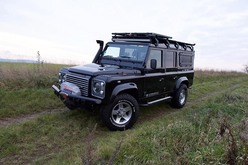 Gebraucht Land Rover Defender SE 122 PS (89 kW) 2009 Schwarz SUV