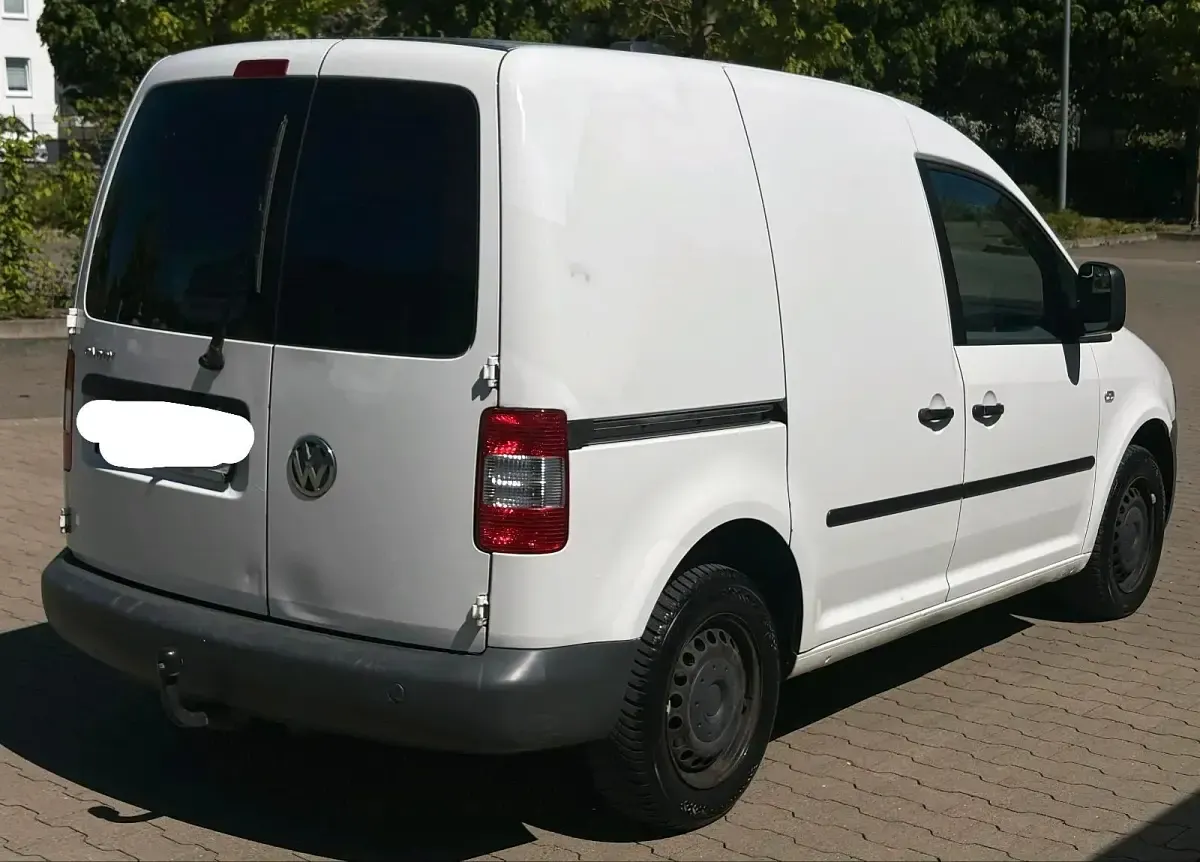 Usata VW Caddy 105 CV (77 kW) 2005 Bianco Monovolume