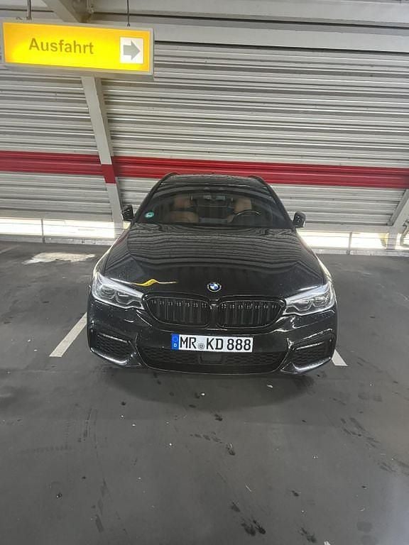 Gebraucht BMW 530 M Sport 265 PS (194 kW) 2018 Schwarz Kombi