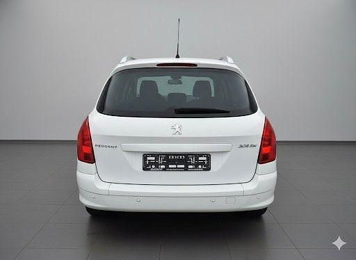 Gebraucht Peugeot 308 SW Family 120 PS (88 kW) 2013 Weiß Kombi
