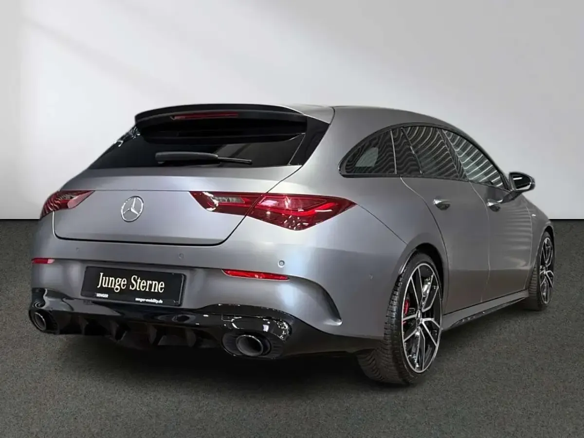 Gebraucht Mercedes CLA35 AMG Premium 306 PS (225 kW) 2024 Grau Coupé
