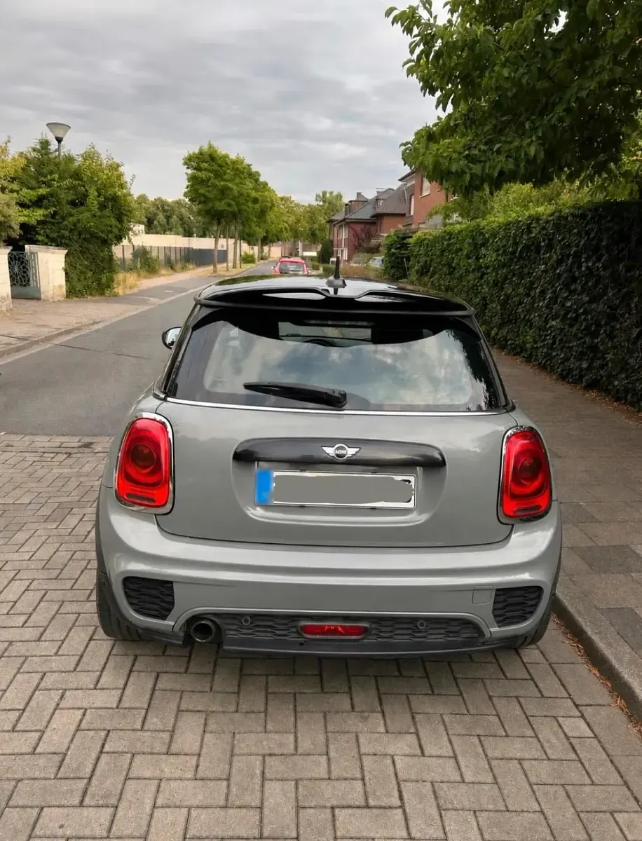 Gebraucht Mini John Cooper Works 136 PS (100 kW) 2015 Grau Kleinwagen