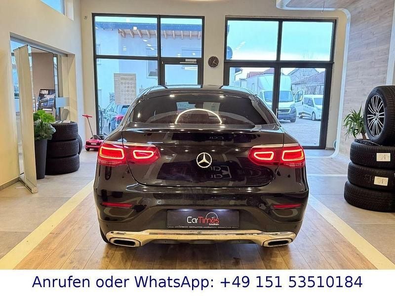Gebraucht Mercedes GLC220 194 PS (142 kW) 2020 Schwarz/baltic black Coupé