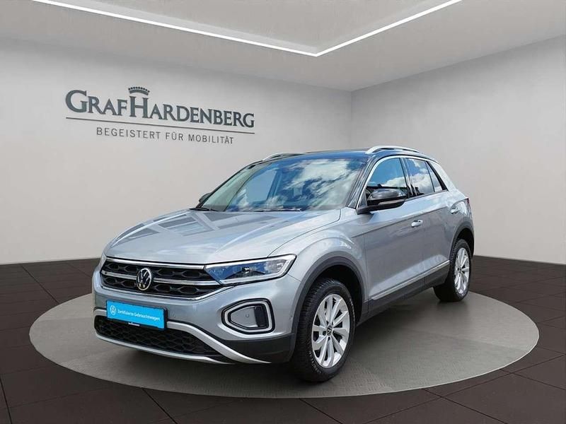 Silber Gebraucht 2024 VW T-Roc Style SUV | 26.810 € (Superpreis) - Bild 1/4