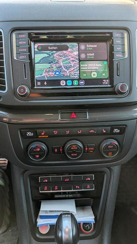 Gebraucht VW Sharan 150 PS (110 kW) 2018 Schwarz Van / Kleinbus