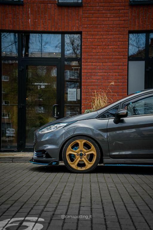 Gebraucht Ford Fiesta ST 200 PS (147 kW) 2016 Grau Limousine