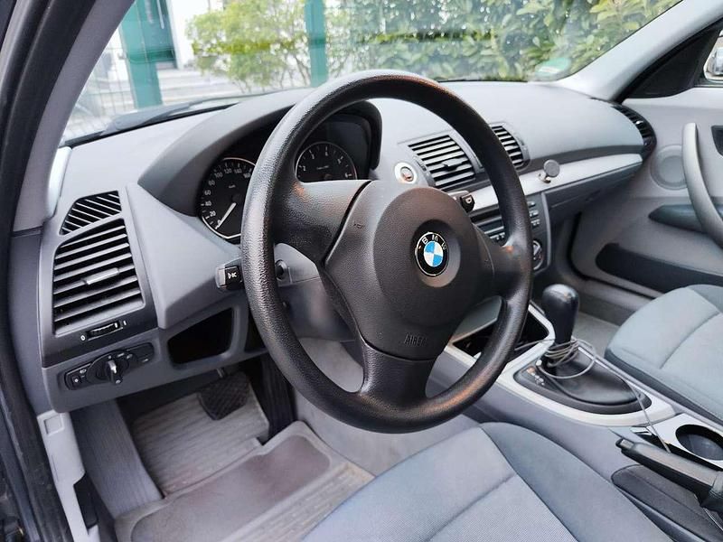 Gebraucht BMW 118 129 PS (94 kW) 2004 Blau Kleinwagen