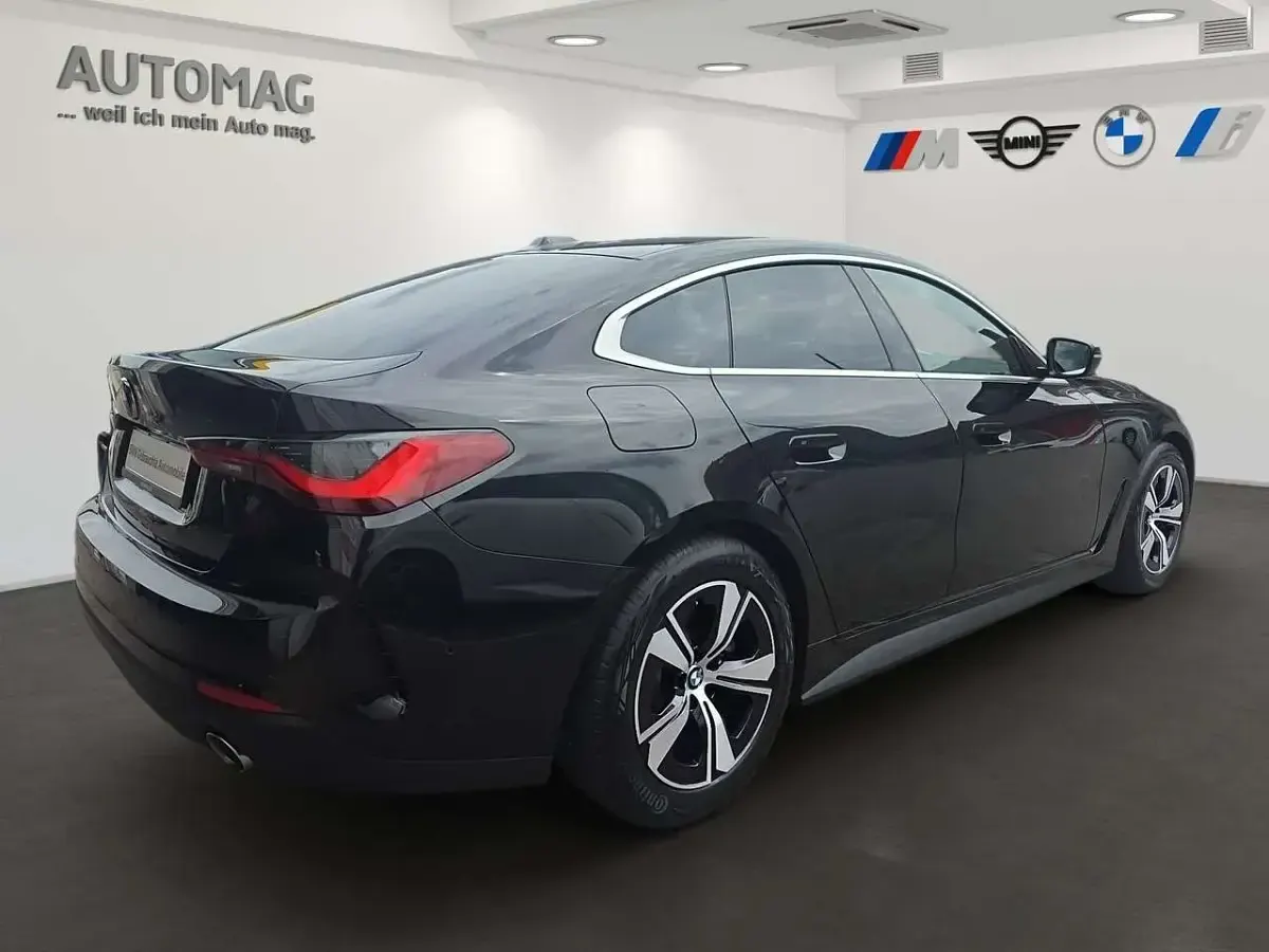 Gebraucht BMW 430 Sport Line 245 PS (180 kW) 2023 Schwarz Coupé