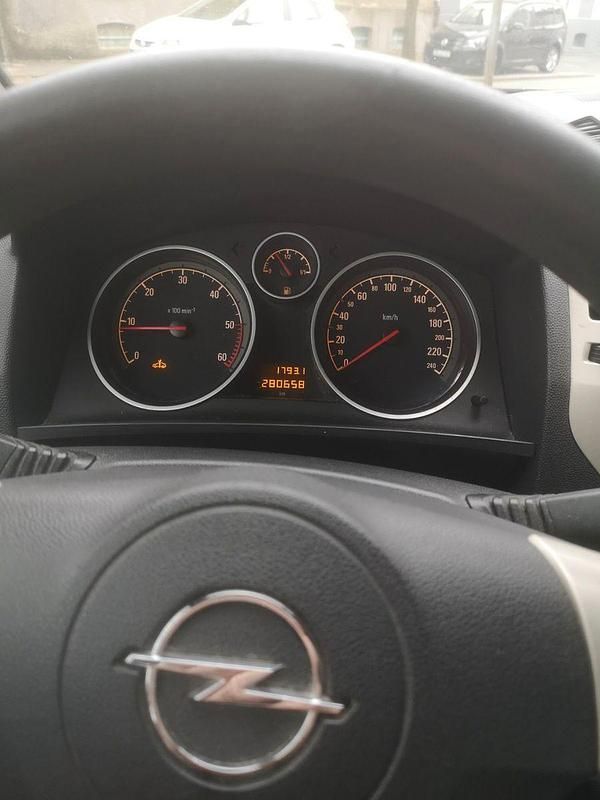 Gebraucht Opel Zafira 110 PS (80 kW) 2008 Blau Van / Kleinbus