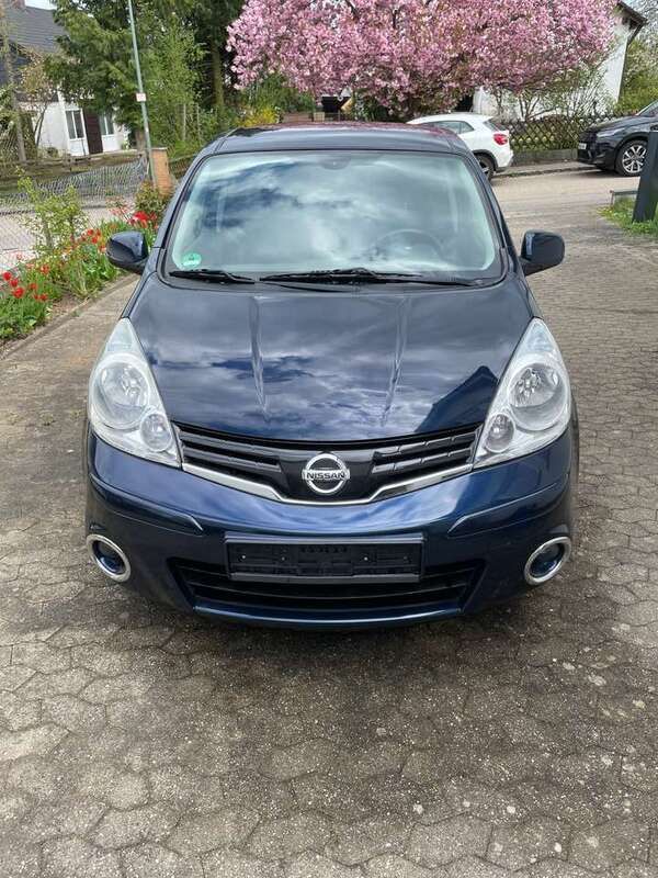 Blau Gebraucht 2012 Nissan Note Tekna Van / Kleinbus | 1.700 € (Superpreis) - Bild 1/4