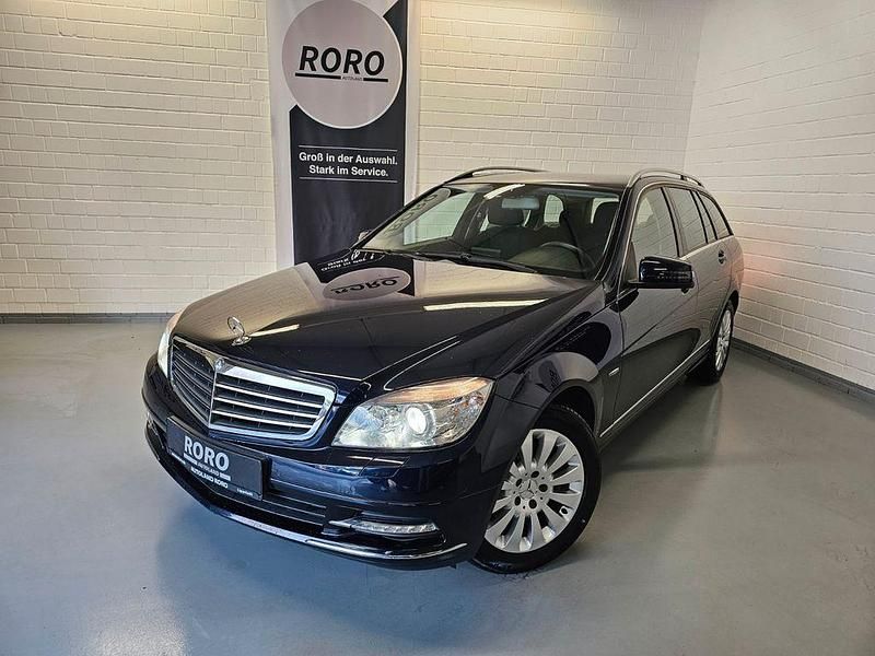 Blau Gebraucht 2010 Mercedes C250 Kombi | 8.350 € (Fairer Preis) - Bild 1/4