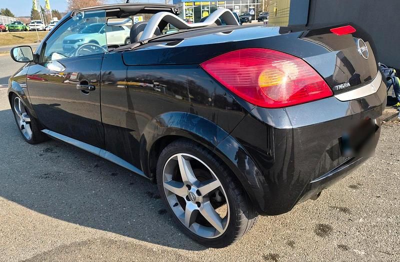 Gebraucht Opel Tigra 125 PS (91 kW) 2009 Schwarz Cabrio