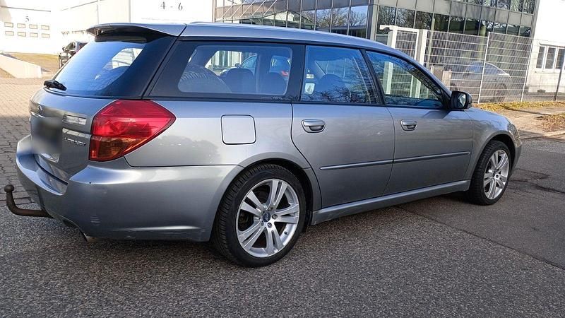 Gebraucht Subaru Legacy 165 PS (121 kW) 2006 Grau Kombi