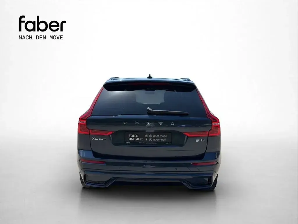 Gebraucht Volvo XC60 Plus 197 PS (144 kW) 2023 Blau SUV