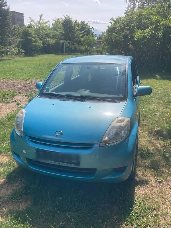 Blau Gebraucht 2009 Daihatsu Sirion Kleinwagen | 1.600 € (Guter Preis) - Bild 1/4