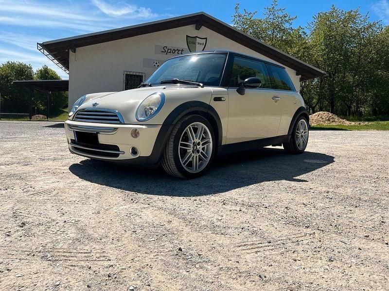 Gebraucht Mini Cooper 116 PS (85 kW) 2005 Weiß Kleinwagen