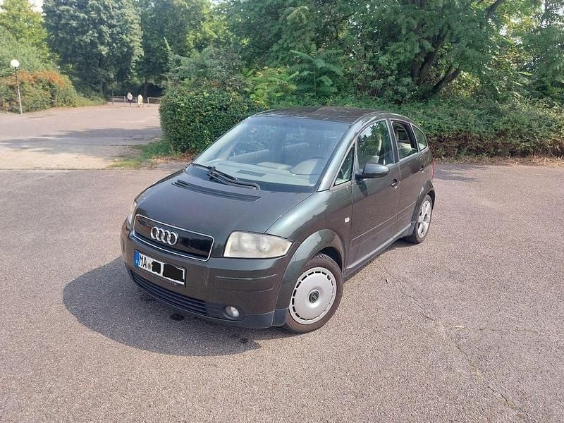 Grün Gebraucht 2000 Audi A2 Kleinwagen | 999 € (Superpreis) - Bild 1/4