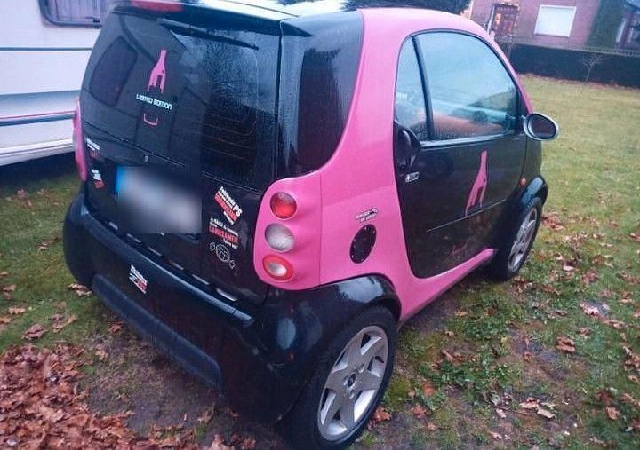 Schwarz Gebraucht 2001 Smart ForTwo Coupé Pure Kleinwagen | 800 € (Fairer Preis) - Bild 1/2