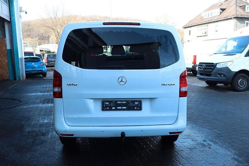 Gebraucht Mercedes Vito 102 PS (75 kW) 2019 Weiß Van