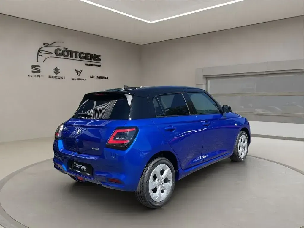 Neu Suzuki Swift Comfort 83 PS (61 kW) 2025 Blau Kleinwagen