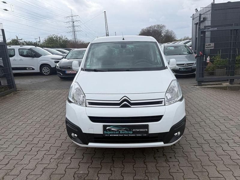 Second-hand Citroën Berlingo SELECTION 99 CP (72 kW) 2016 Alb Monovolum