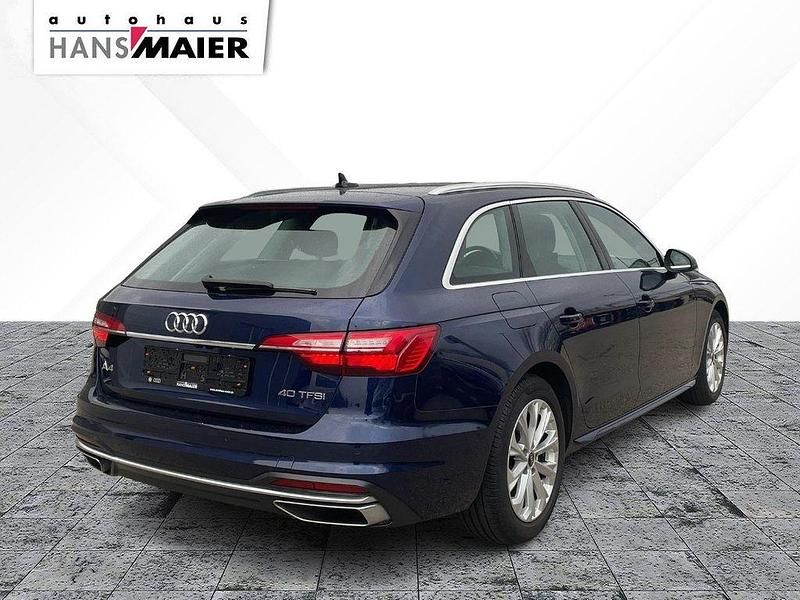 Gebraucht Audi A4 Advanced 204 PS (150 kW) 2023 Navarrablau metallic Kombi