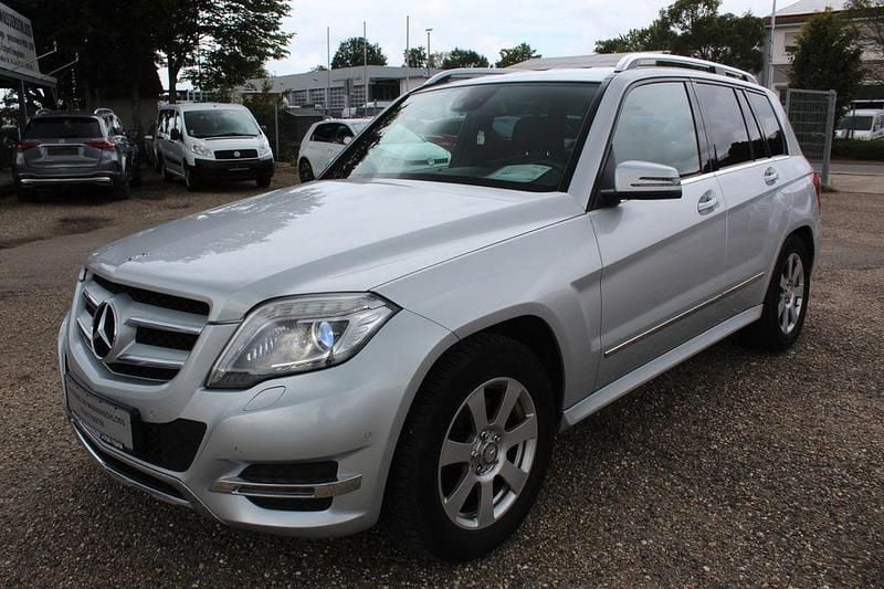 Iridium silber Gebraucht 2013 Mercedes GLK220 SUV | 8.595 € (Guter Preis) - Bild 1/4
