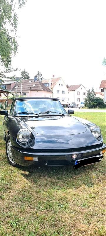 Gebraucht Alfa Romeo Spider 120 PS (88 kW) 1992 Schwarz Cabrio