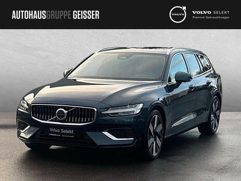 Gebraucht Volvo V60 Plus 349 PS (256 kW) 2025 Denim blue Kombi