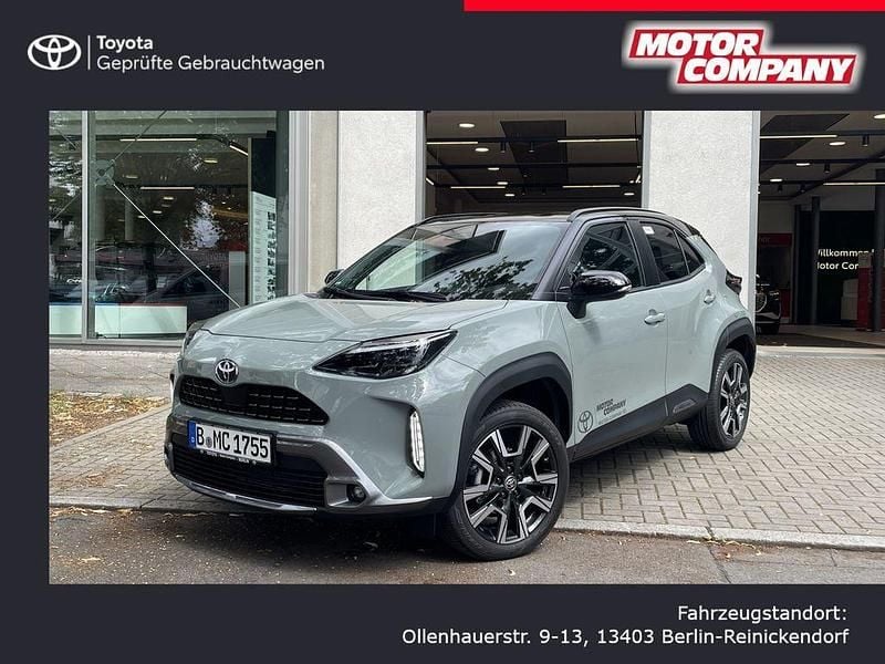 Grün Gebraucht 2025 Toyota Yaris Cross Edition SUV | 38.100 € - Bild 1/4